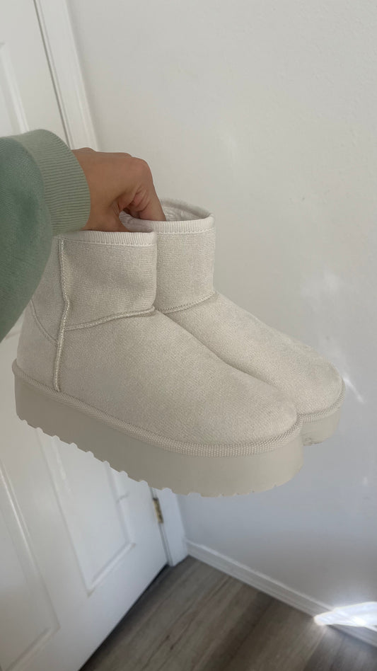 Mimi booties - off white