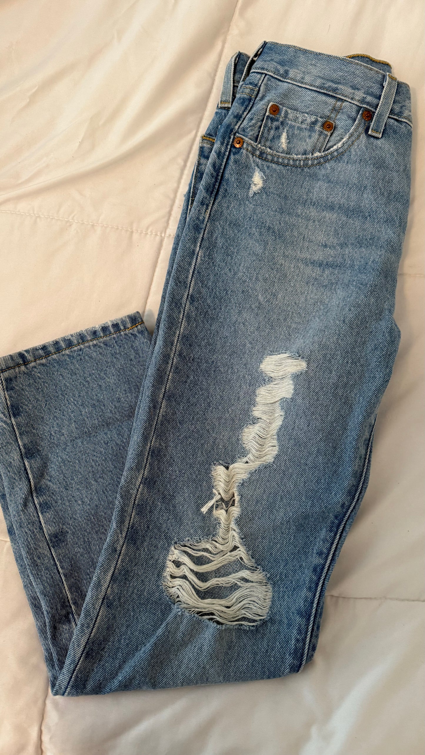 Levi jeans - W24 L26